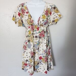 Press Small Tunic Top Short Sleeve Beige Colorful Floral V-neck Flowers Shirt